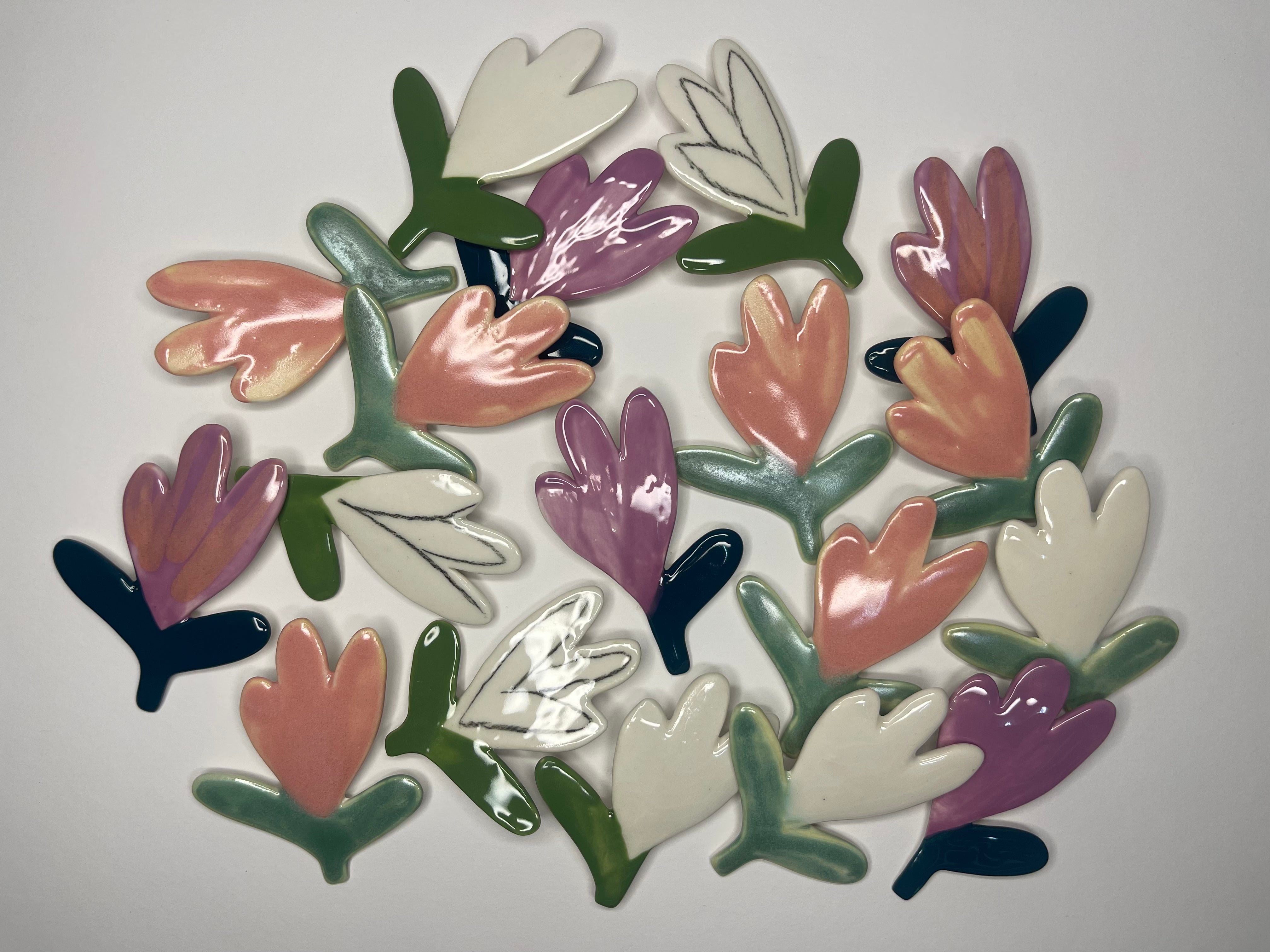 Broșe cu aer de primăvară