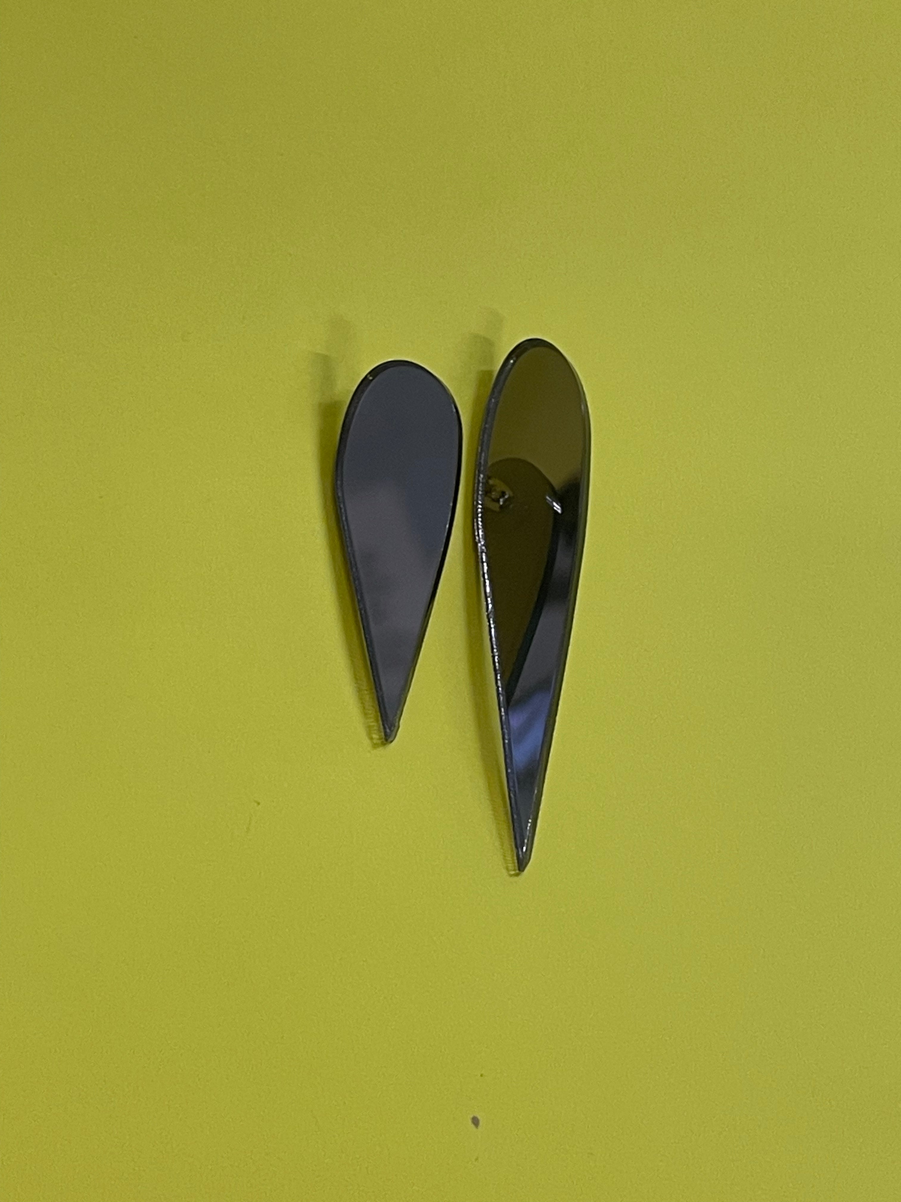 Cercei plexiglas Upside Down Tears