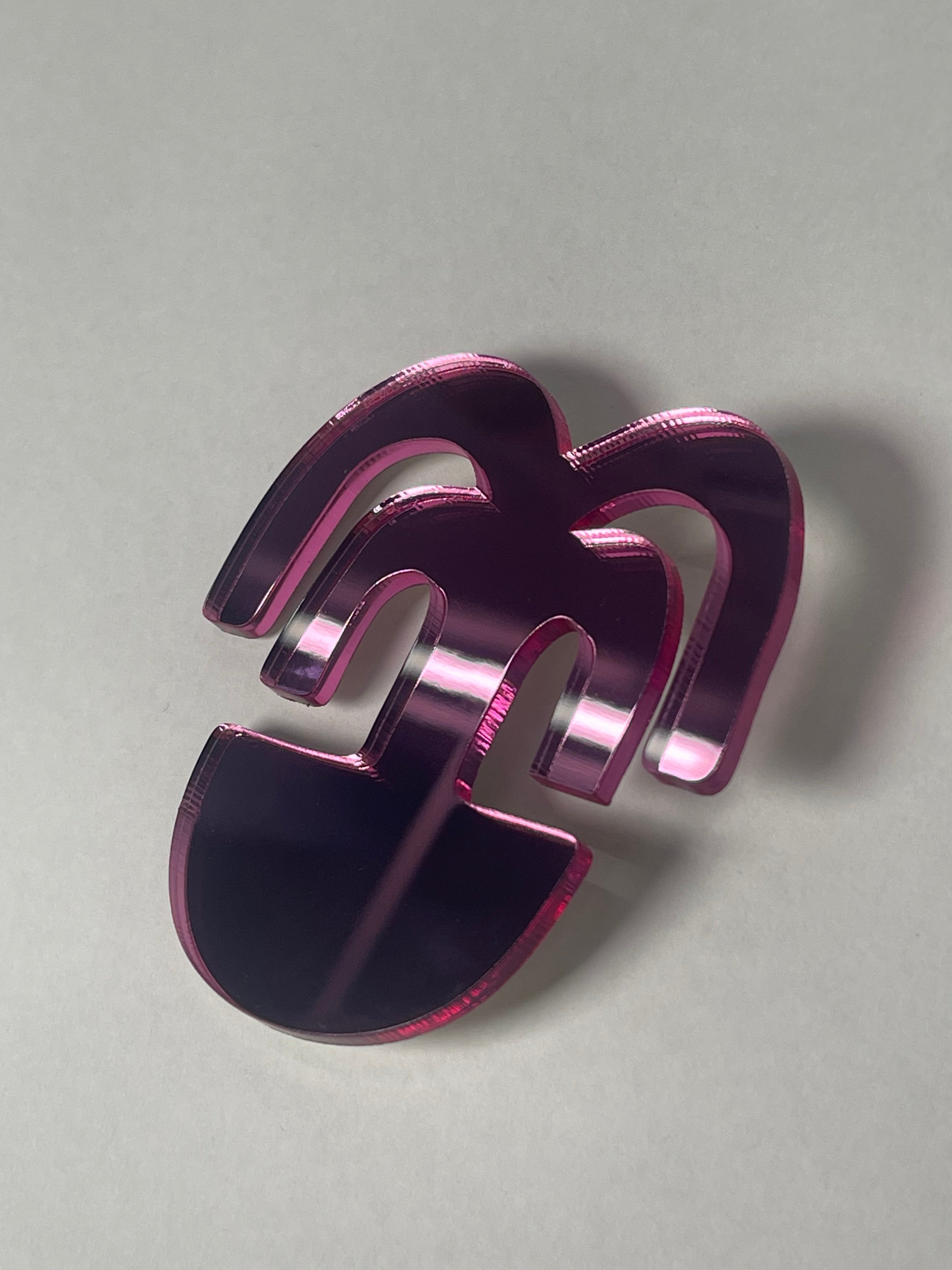 Broșă plexiglas "Arteziană"