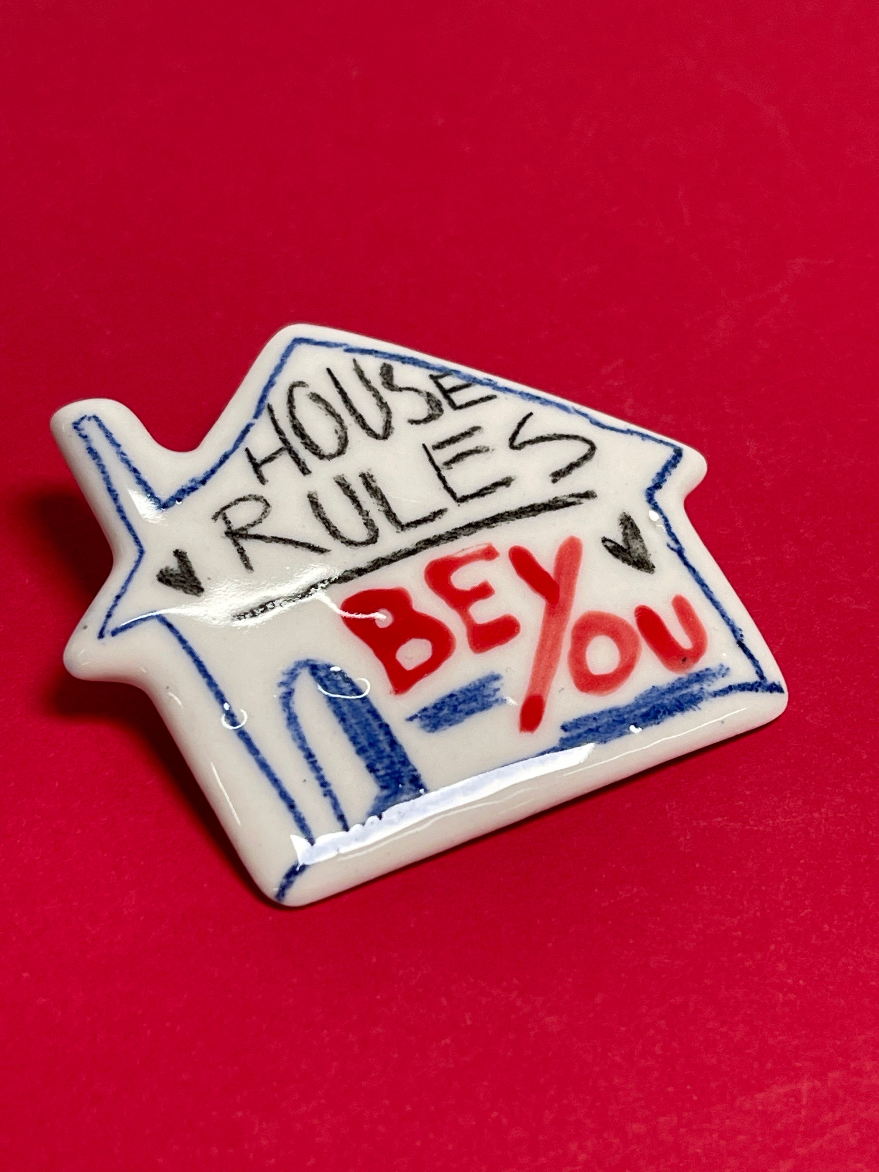 Broșă Căsuță de Crăciun 3